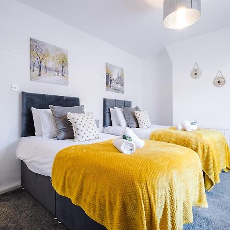 Spacious 2-Bed City-Centre Cottage In Chester By 53 Degrees Property - Ideal For Groups & Couples - Sleeps 6 외부 사진